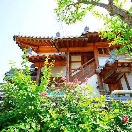 Kumwondang Jeonju Hanokstay Εξωτερικό φωτογραφία