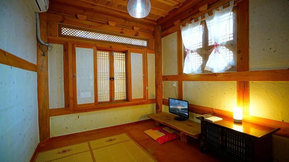 Kumwondang Jeonju Hanokstay Εξωτερικό φωτογραφία