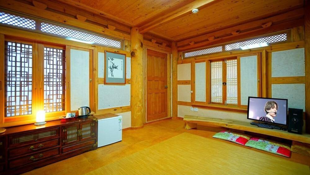 Kumwondang Jeonju Hanokstay Εξωτερικό φωτογραφία